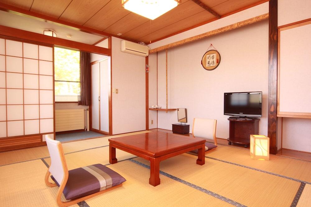 Hakuba Hotel Ougiya Exterior photo